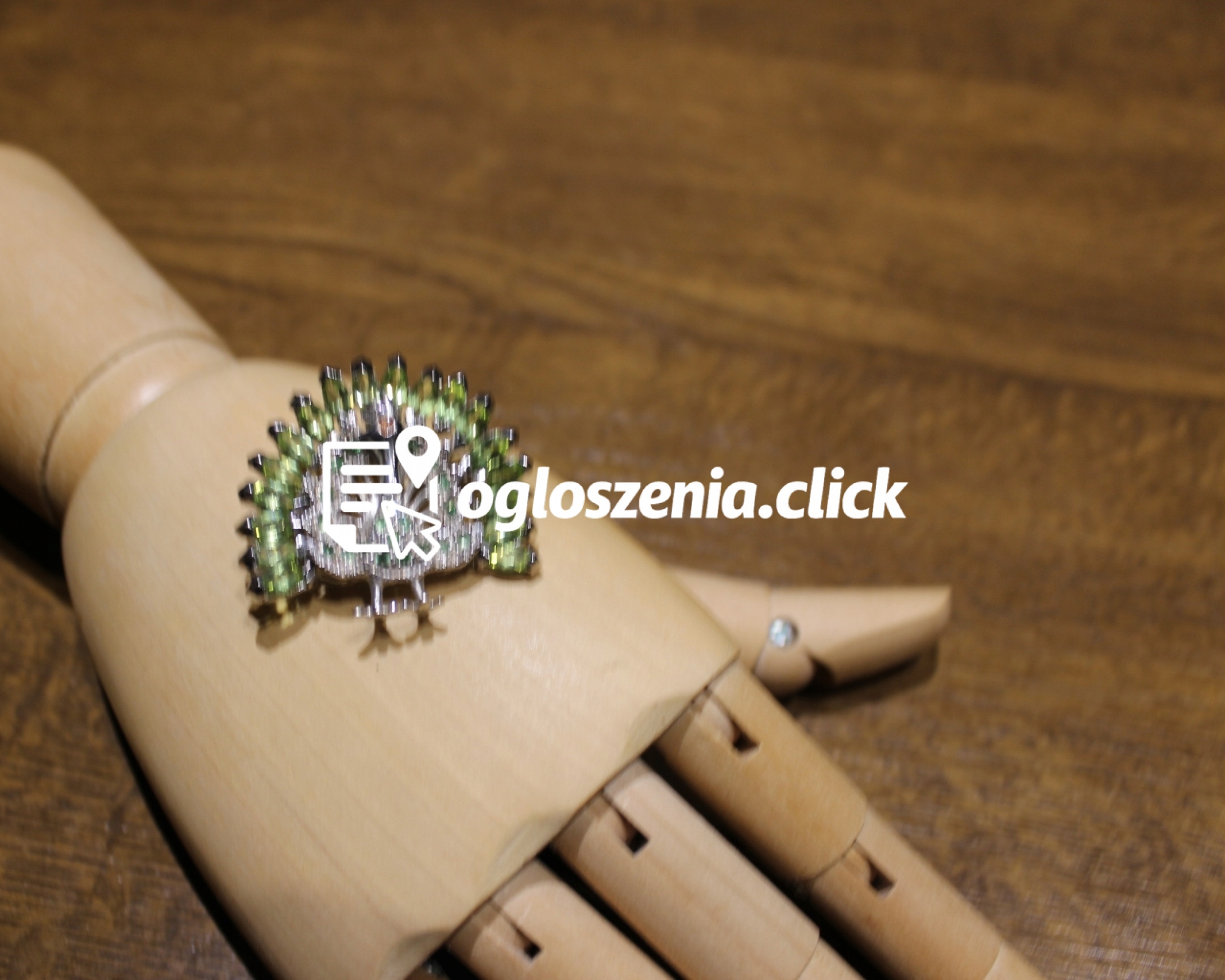 Zdjęcie produktu Broszka oliwiny szafir paw 925 srebro