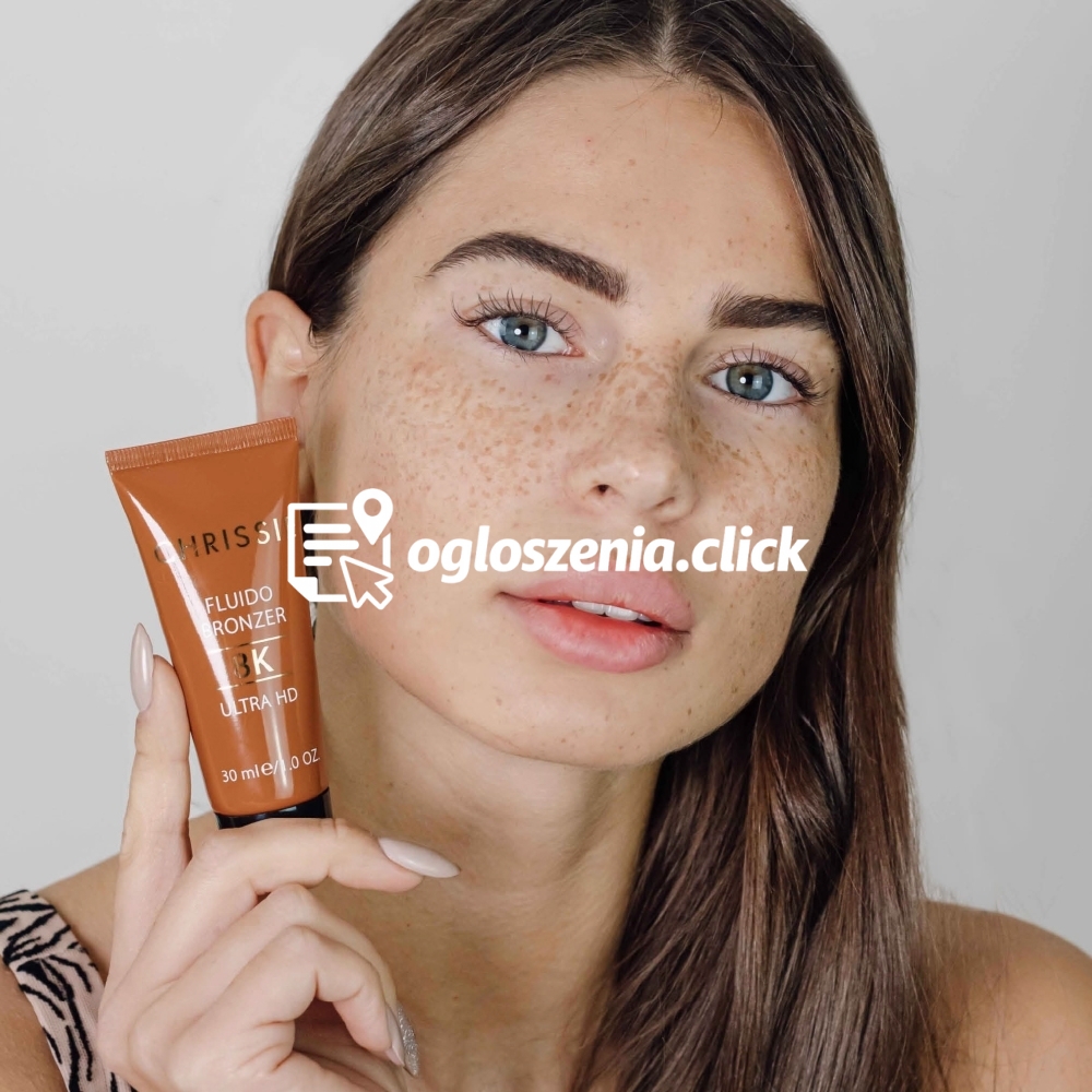 Zdjęcie produktu Chrissie Fluid Bronzer 8K Ultra HD – Lekki fluid brazujacy