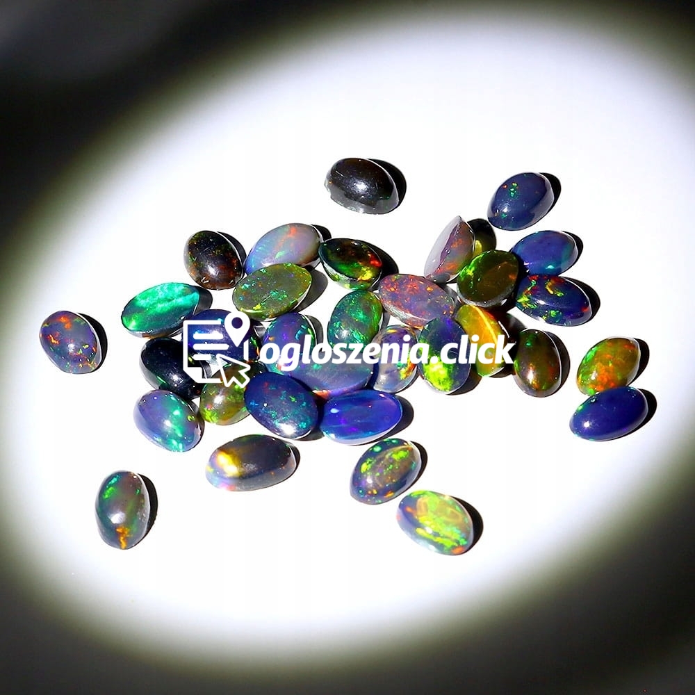 Zdjęcie produktu Opale czarne 4.25ct kamienie naturalne 31 sztuk AAA